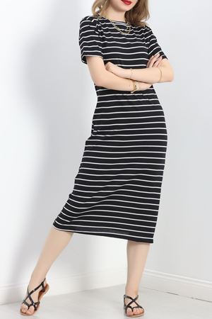 Çizgili Yırtmaçlı Suprem Elbise Siyahbeyaz - 18432.1567.